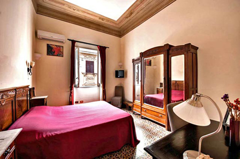 Comfortable beds in an accommodation in the historical center of Palermo