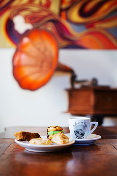 refined environment for an excellent breakfast in a stay in the historic center of Palermo